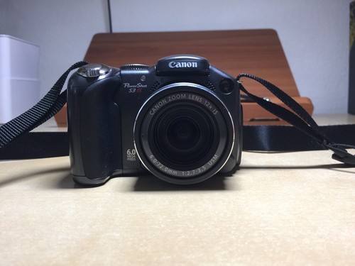 Canon PowerShot S3 IS - 6.0 MP - Digital Camera with Accessories and Bag - Picture 5 of 12