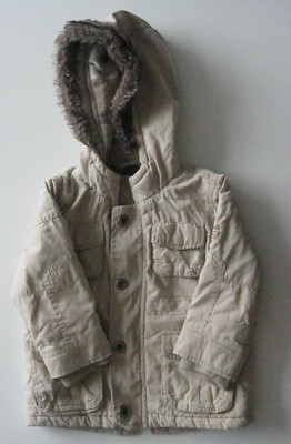 Next Beige Parka Gefütterte Jacke mit Kapuze. Alter 12 - 18 Monate.