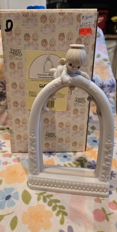 Precious Moments Ornament Holder 603171 NIB Christmas Arch Angel Hanging
