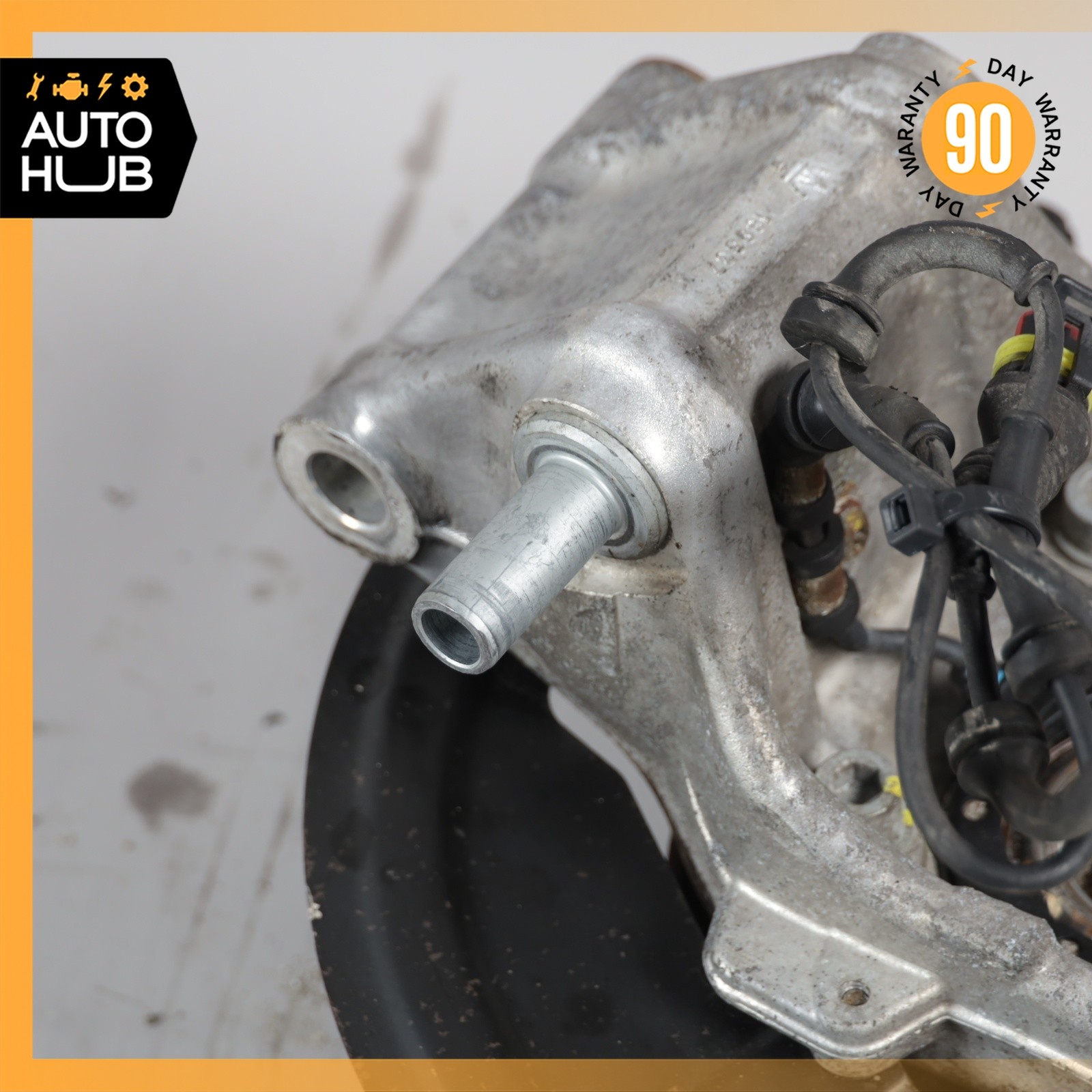 06-07 Maserati M138 4200 Coupe Spyder Rear Left Side Spindle Knuckle Hub OEM 31k