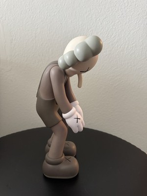 KAWS Small Lie Companion Vinyl Figure Brown | eBay
