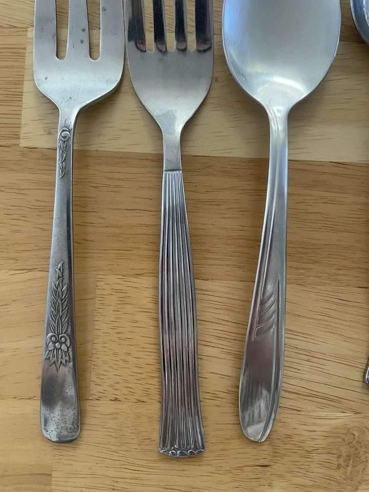 Lote misto de talheres de aço inoxidável 17 peças garfos colheres Walco Japão Coreia Vintage - Imagem 2 de 4