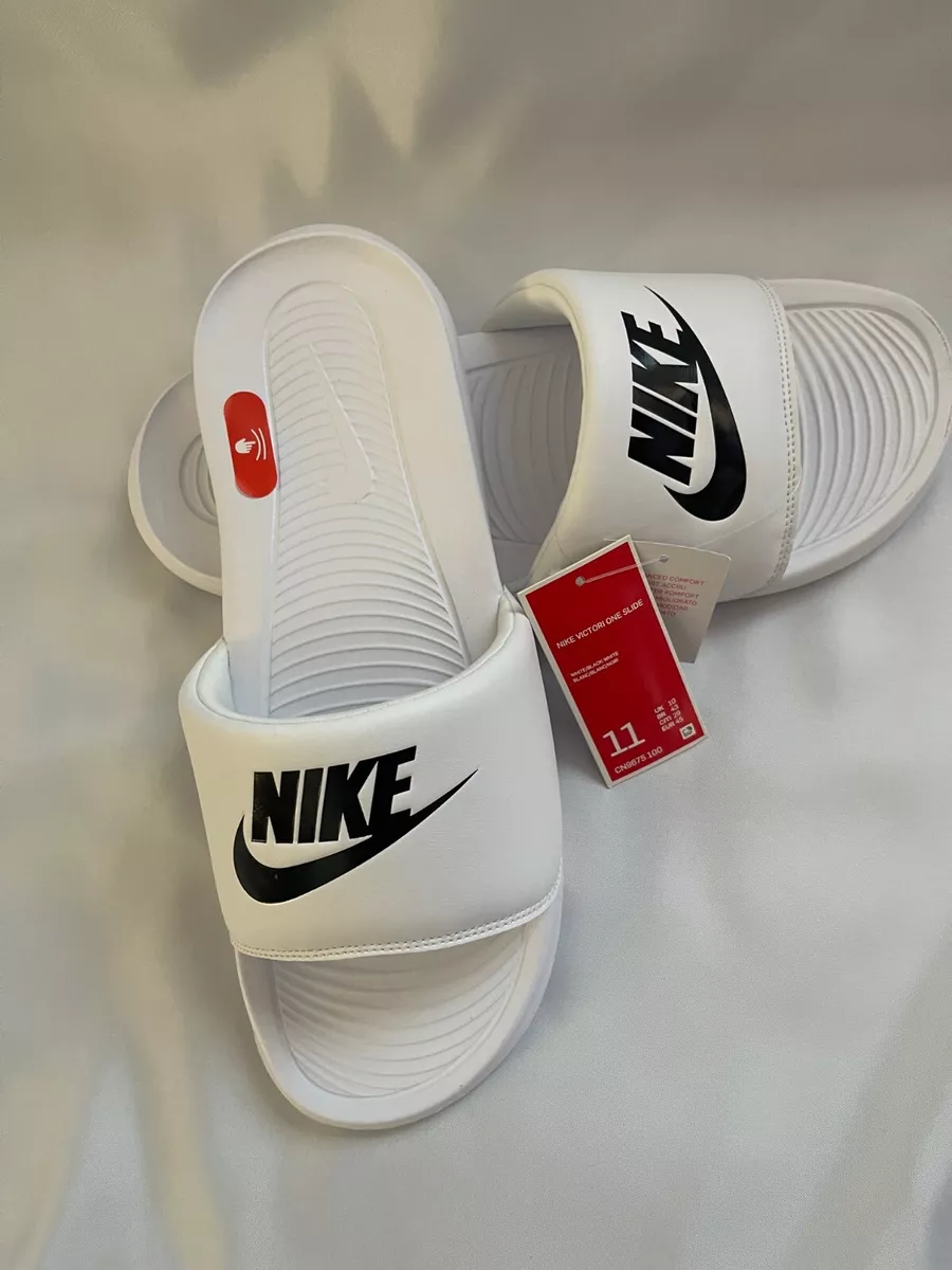 White nike top slides men