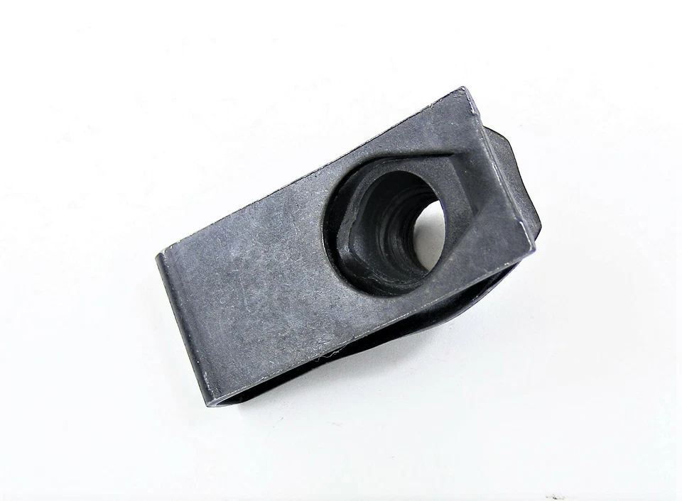 Clips de tuerca en U para Jeep - 5/16-18 rosca - 27/32" centro de agujero a borde - 15 piezas - #190 Foto 3 de 4