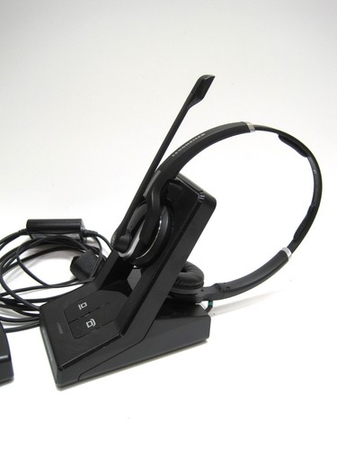 Sennheiser SD Pro2 ML Bezprzewodowy zestaw słuchawkowy z podstawą, kablami i zasilaczem - Zdjęcie 2 z 5