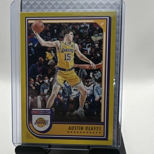 Panini 2022-23 NBA Hoops Austin Reaves #176 Yellow Parallel Lakers