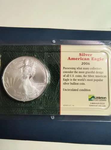 2006  Uncirculated American Silver Eagle US  Issue 1oz Pure Silver