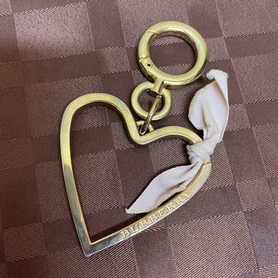 Burberry Taschenanhänger Herz Goldband Logo Modewaren Accessoires Damen