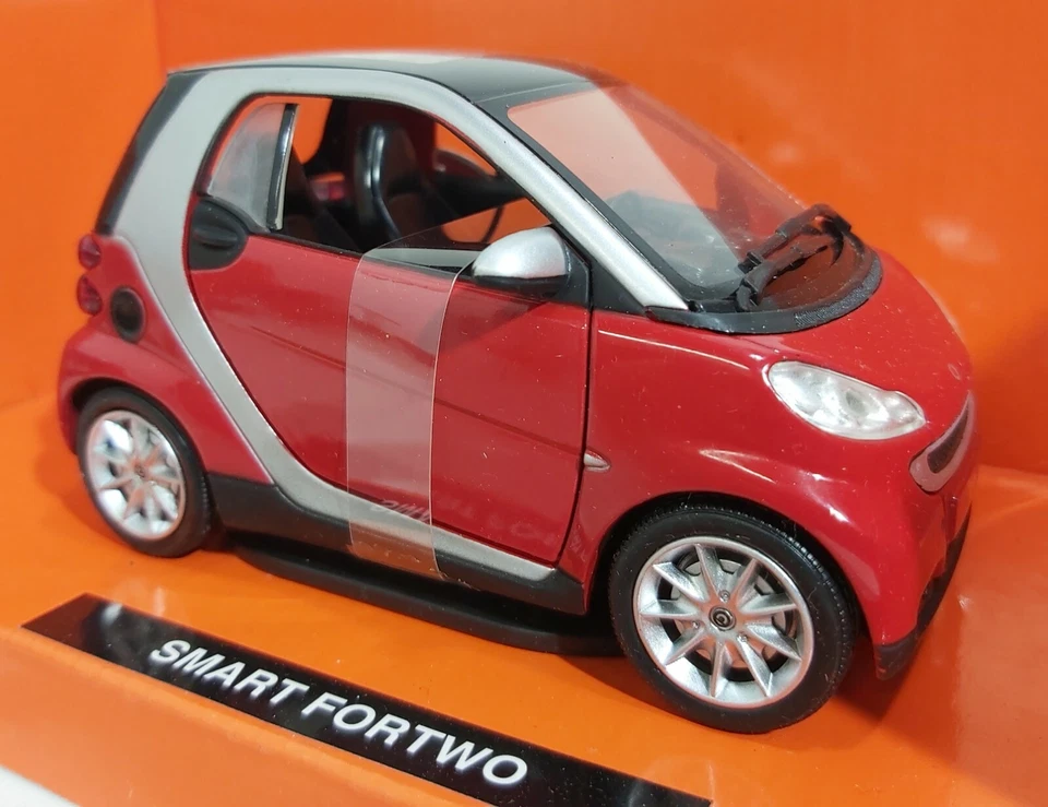 I103127 NewRay 1/24 - Smart Fortwo - Immagine 4 di 4