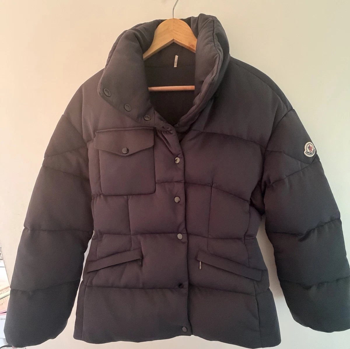 Moncler Regular 2 Size Coats, Jackets & Vests for Women for sale 