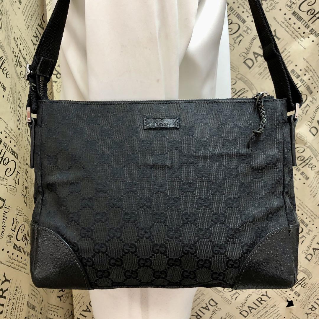 Gucci Shoulder Bag GG Canvas Black Sacoche from Japan