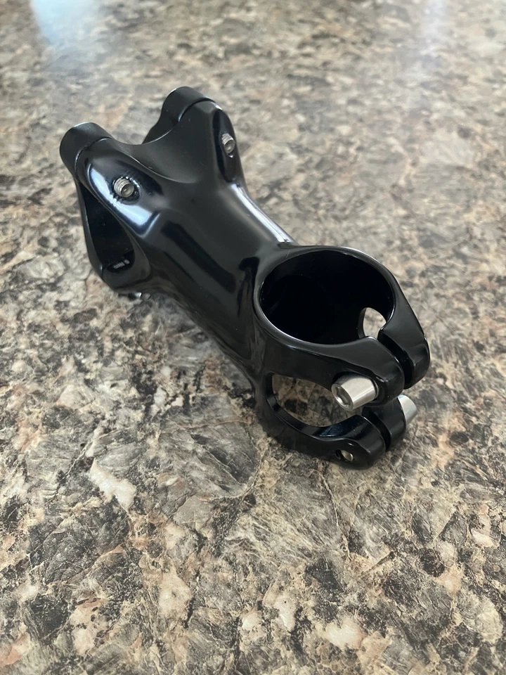 KORE Bicycle Stem MTB, 31.8 x 75, 8 Degree Rise, New Without Box - Image 4 of 4