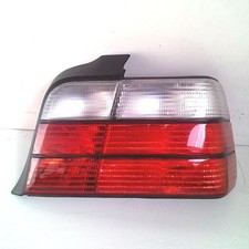 Feu arrière BMW 324