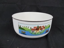 Villeroy & Boch Design Naif 7" Round Vegetable Serving Bowl