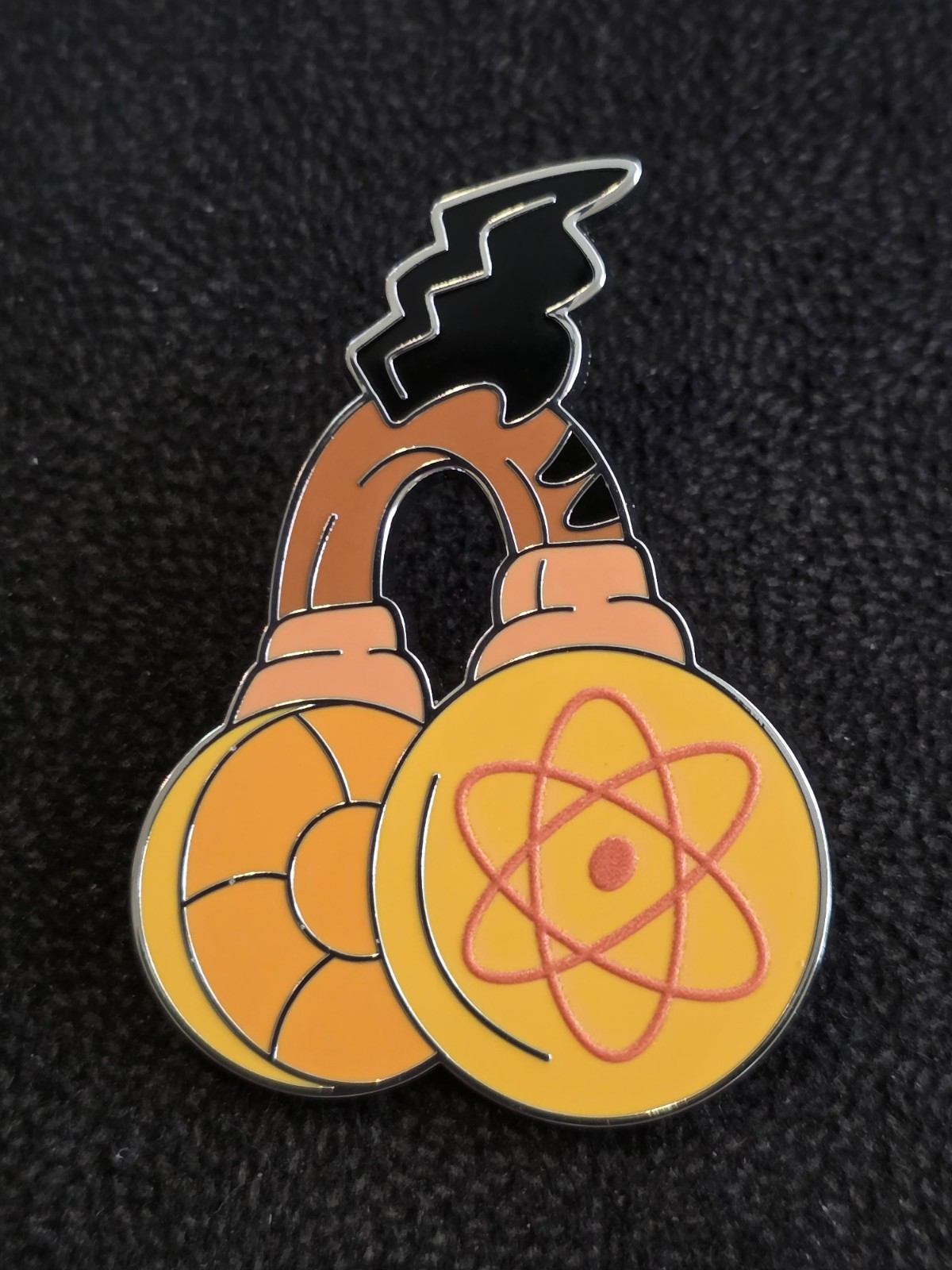 2025 Disney Parks Magical Mystery Pins Series 30 Headphones Pin Powerline (9)