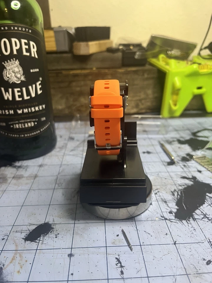 Casio A158 Dorado - Charizard Pokémon 151 Inspirado - Correa Naranja Única Foto 3 de 4