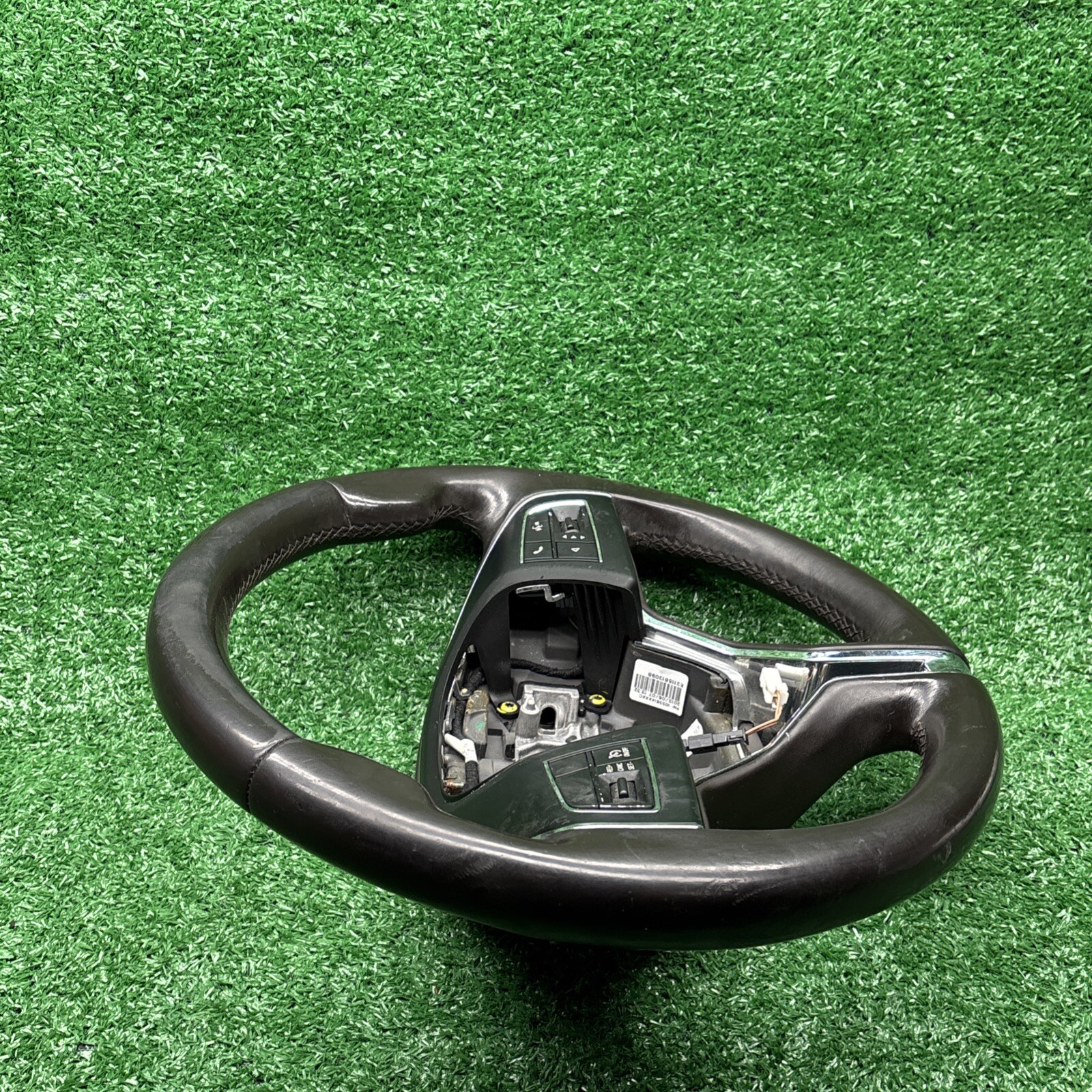 2014-17 MASERATI QUATTROPORTE STEERING WHEEL W/ CONTROLS OEM Burgundy LEATHER