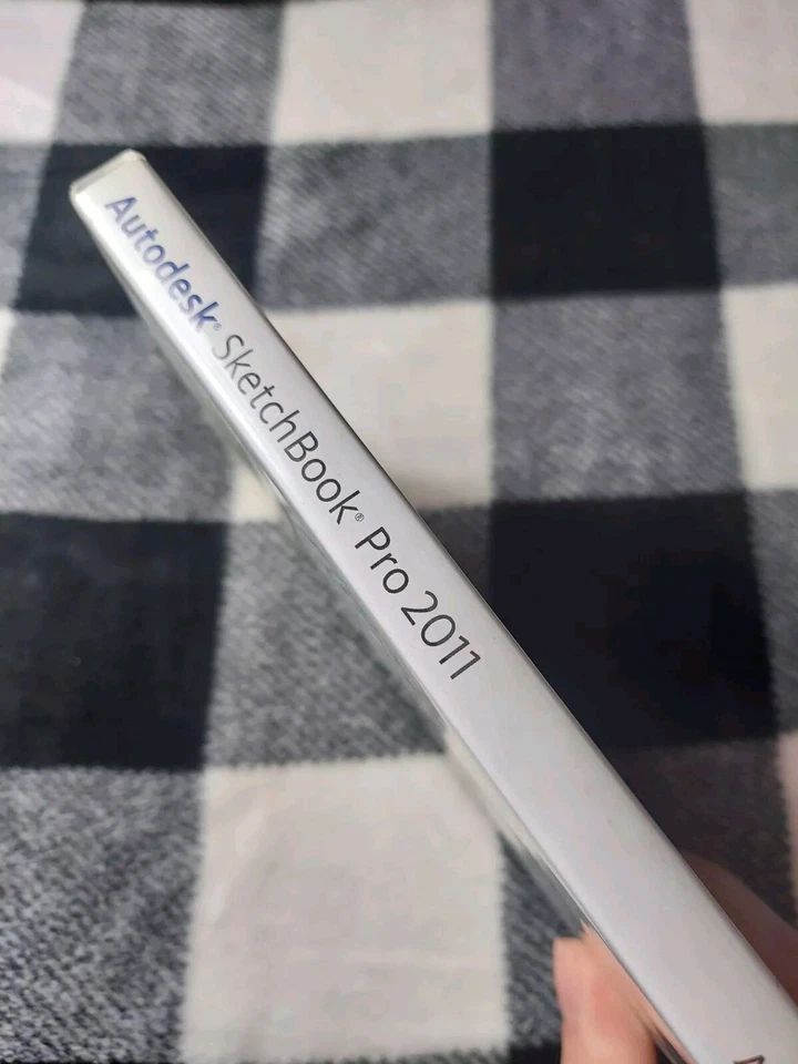 Autodesk Sketchbook Pro 2011 Drawing Painting Digital Software w/ Serial Number - Image 3 of 4