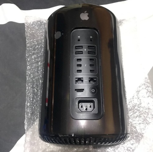 Apple Mac Pro 2013 2.7 GHz 12C/24T 128Gb New 2Tb SSD 2xD700 *** CUSTOM STAND *** - Picture 9 of 19