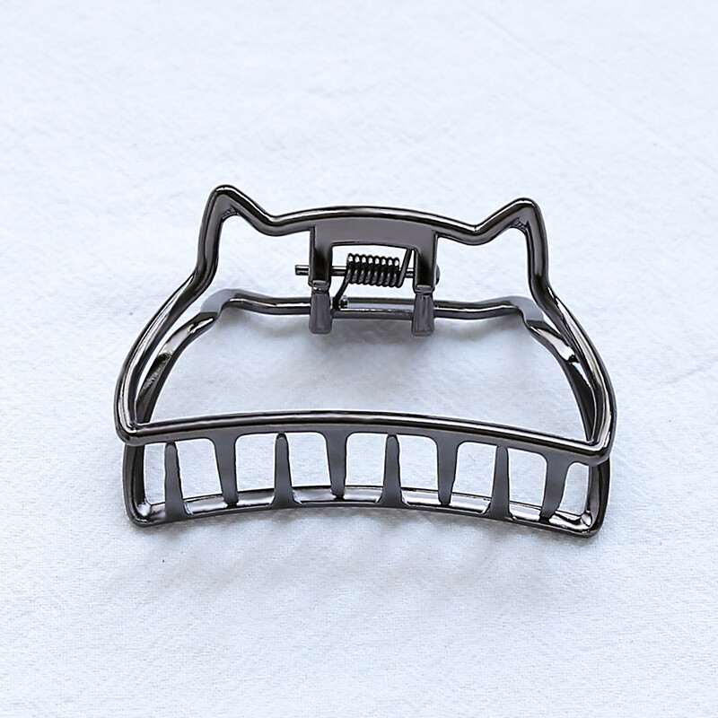 Fashion Vintage Metal Hair Claw Cat Ears Hairpin Clip  display picture 3