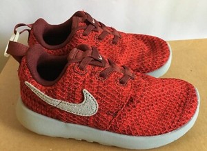 roshe one red