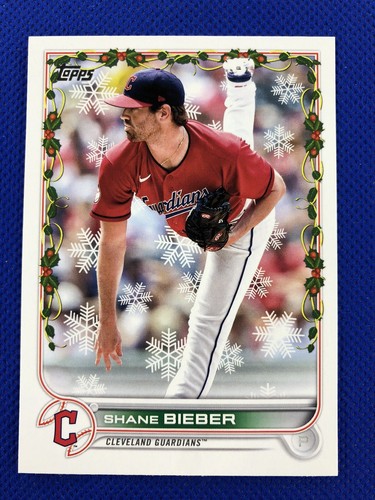 Béisbol navideño 2022 #HW126 Shane Bieber Topps - Imagen 1 de 2