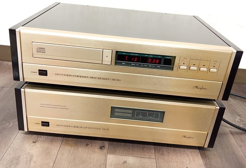 Accuphase DP-80 DC-81 CD transport DA converter set with