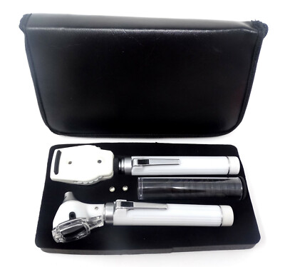Veterinary Premium LED Diagnostic Set Otoscope Ophthalmoscope + 2 FREE BULB