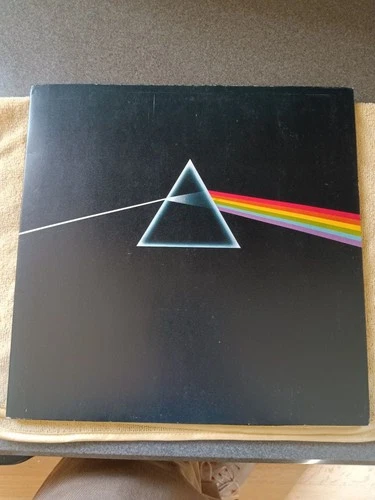 Pink Floyd.The Dark Side of the Moon. A2 B2. Solid BlueTriangle. Vinyl Record.