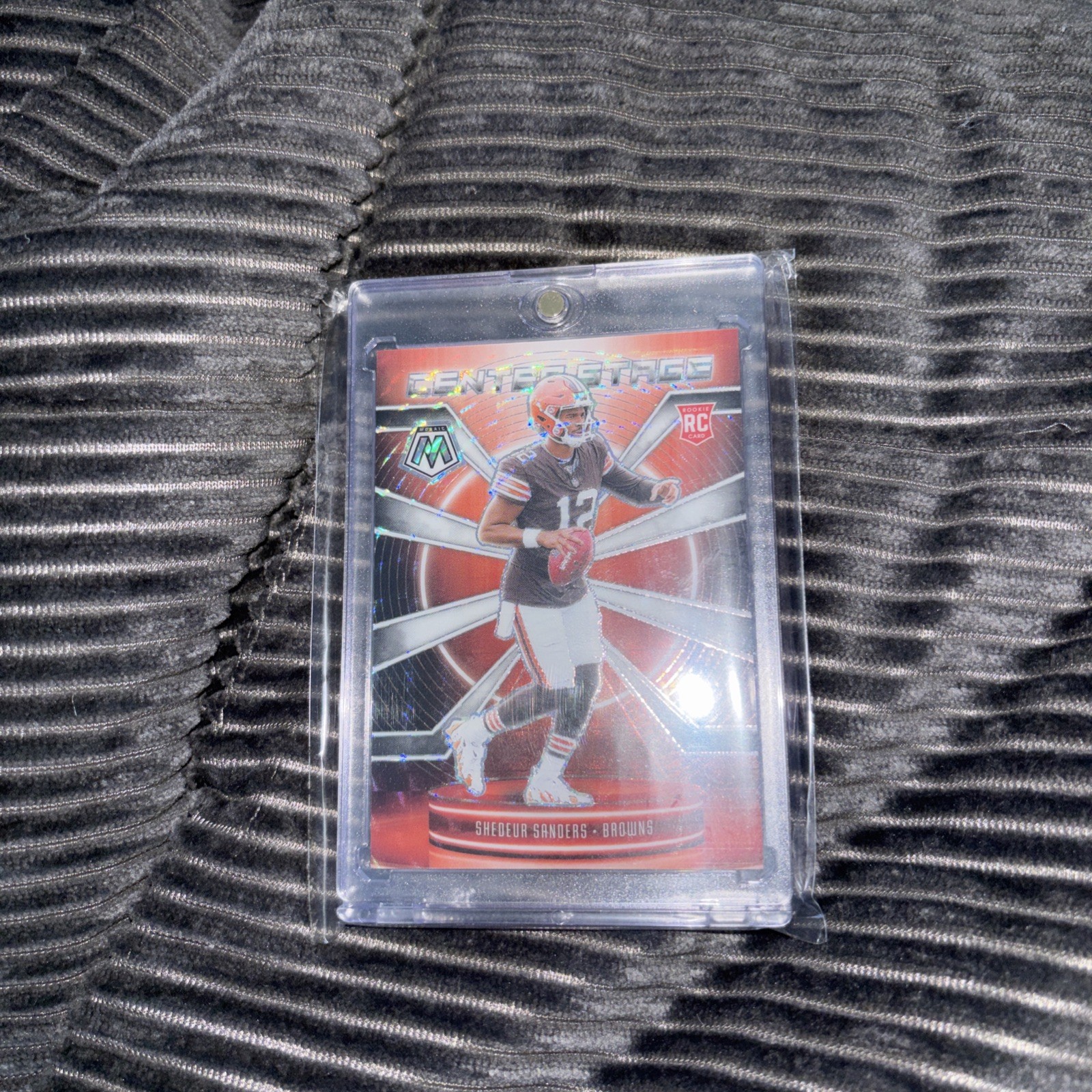  2025 MOSAIC - SHEDEUR SANDERS ROOKIE WHITE CENTER STAGE MOSAIC - BROWNS [#22/25