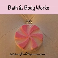 NEW Bath Body Works Twisted Peppermint Bath Fizzy Bomb Full Size Qty 1