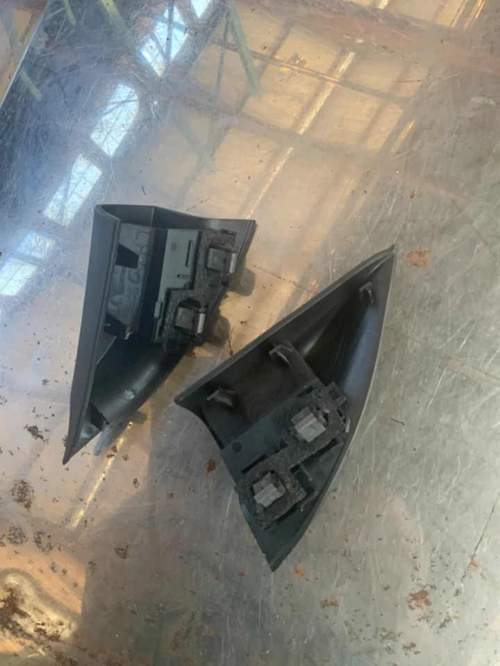 MAZDA CX-5 2013-2016 JUEGO DE CUBIERTA DE ESPEJO RETROVISOR DELANTERO IZQUIERDO DERECHO NEGRO OEM Foto 2 de 2