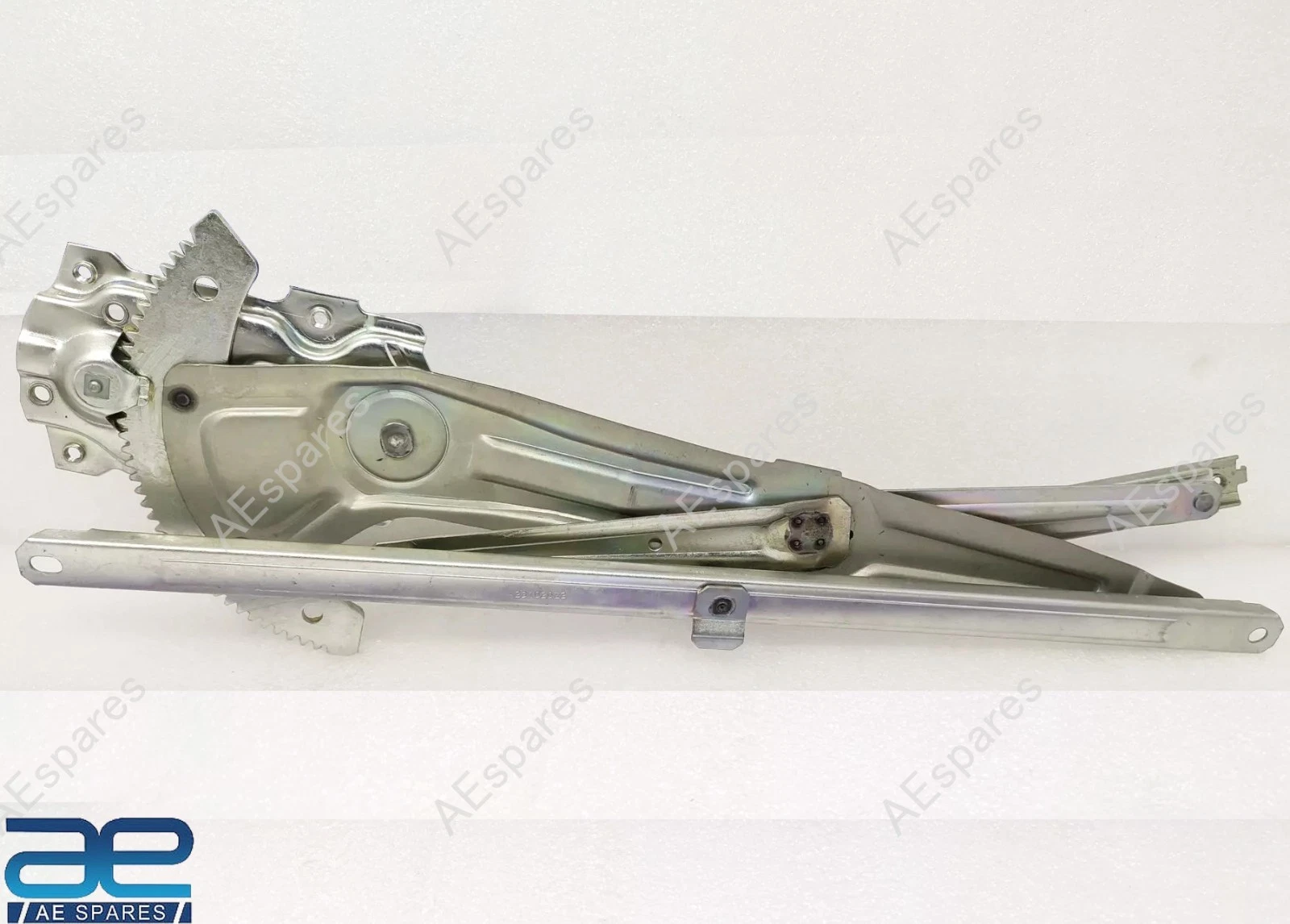 Front Door Window Regulator Assembly RH For Suzuki Ertiga 2012-2018 83410M60M00 view 2
