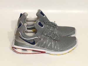 nike shox gravity silver