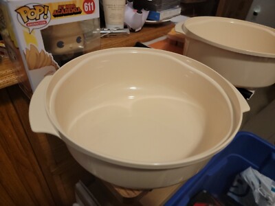 Tupperware Microwave Steamer Stacking Bowl 1 3/4 Qt. 1.75 L BOWL 2210A-1 Almond