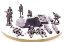 Artejaol Toy soldiers German "After the Battle" WW2 SCALE 1:32 From FIERDAN