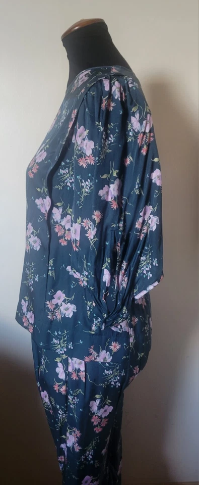 Traje floral de 2 piezas de Rebecca Taylor Foto 3 de 4