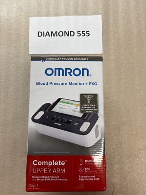 Omron BP7900 Wireless Upper Arm Blood Pressure Monitor - Black/White | 7902