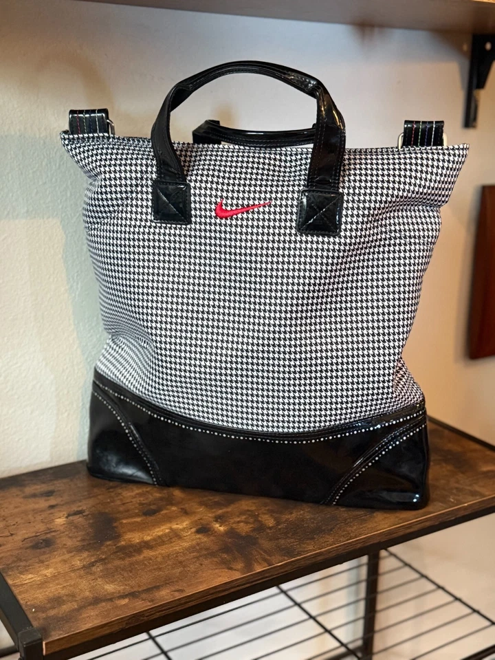 Raro Nike Pata de Gallo Cartera Deportes Gimnasio Bolsa Con Correa Foto 2 de 4