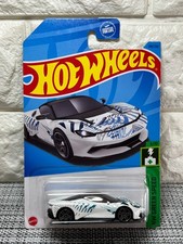 Hot Wheels HW Green Speed 5/10 Automobili Pininfarina Battista 108/250 White