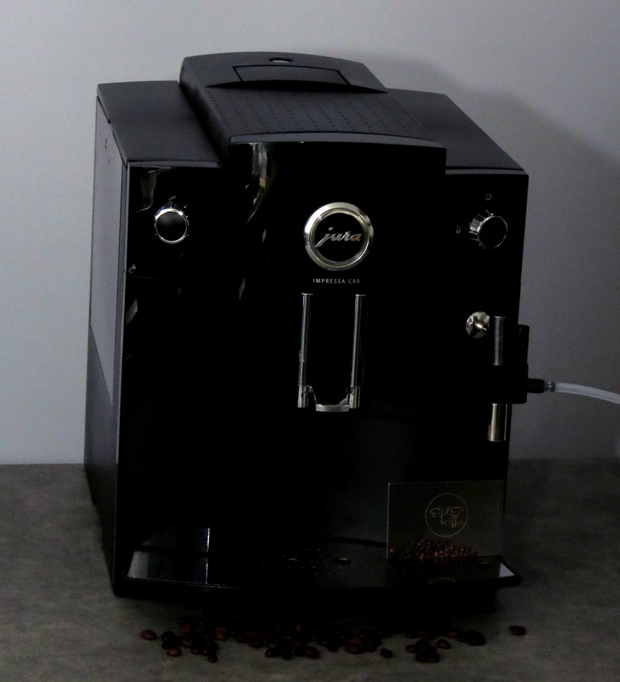 +++ Jura IMPRESSA C60 C5 in Piano Black Kaffeevollautomat mit Feinschaumdüse  ++ - Bild 2 von 4