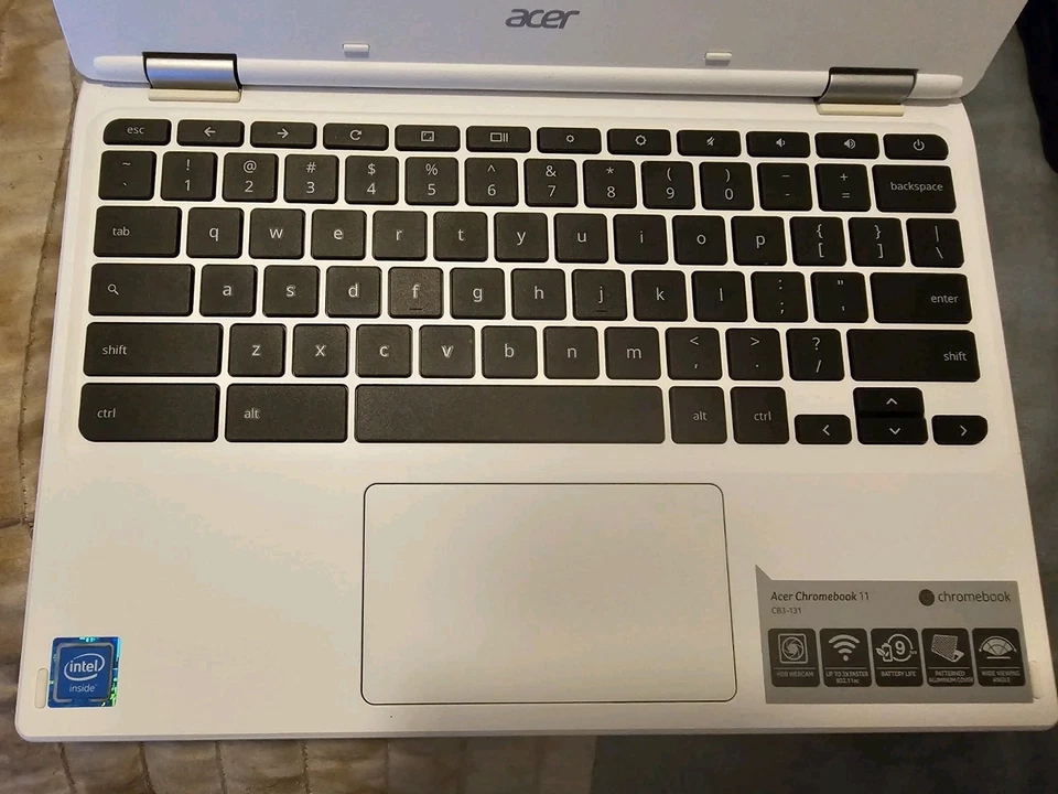 Acer Chromebook 11 CB3-131-C3SZ (16GB, Intel Celeron N, 2.20GHz, 2GB) Read Desc - Image 2 of 4