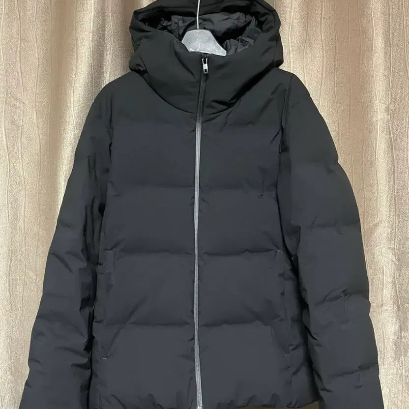 Uniqlo Men's Light Down Parka S Size thumbnail 3