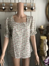 Woman’s Blouse Design By Shein Size XL Floral