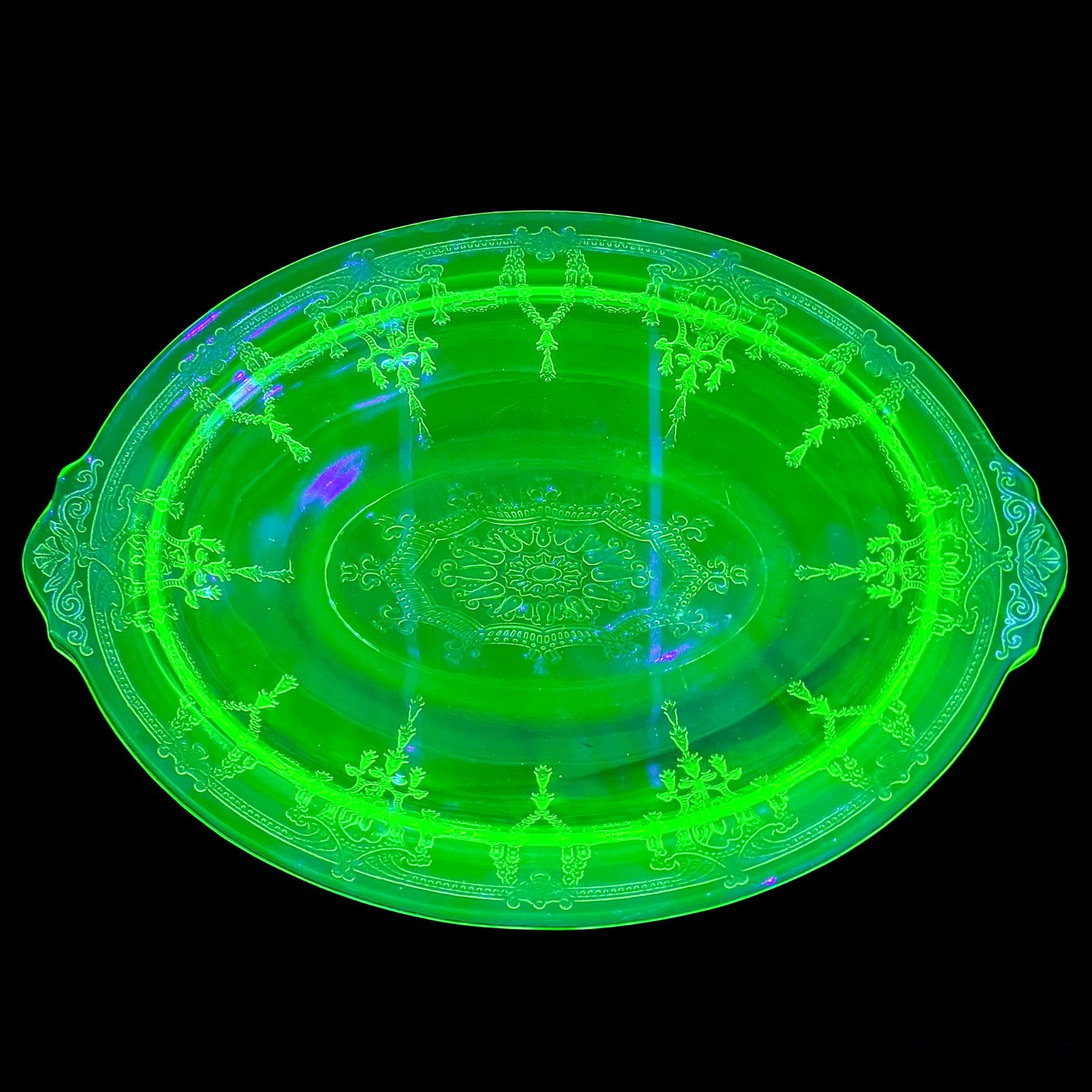 Vtg Cameo Ballerina Uranium Green Depression Glass Oval Serving Bowl 10” GLOWS