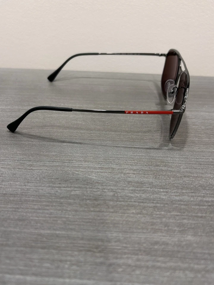 RARO PRADA Ligero Marco de Metal Dorado Espejo Gafas de Sol Polarizadas Estuche PLC 53T Foto 3 de 4