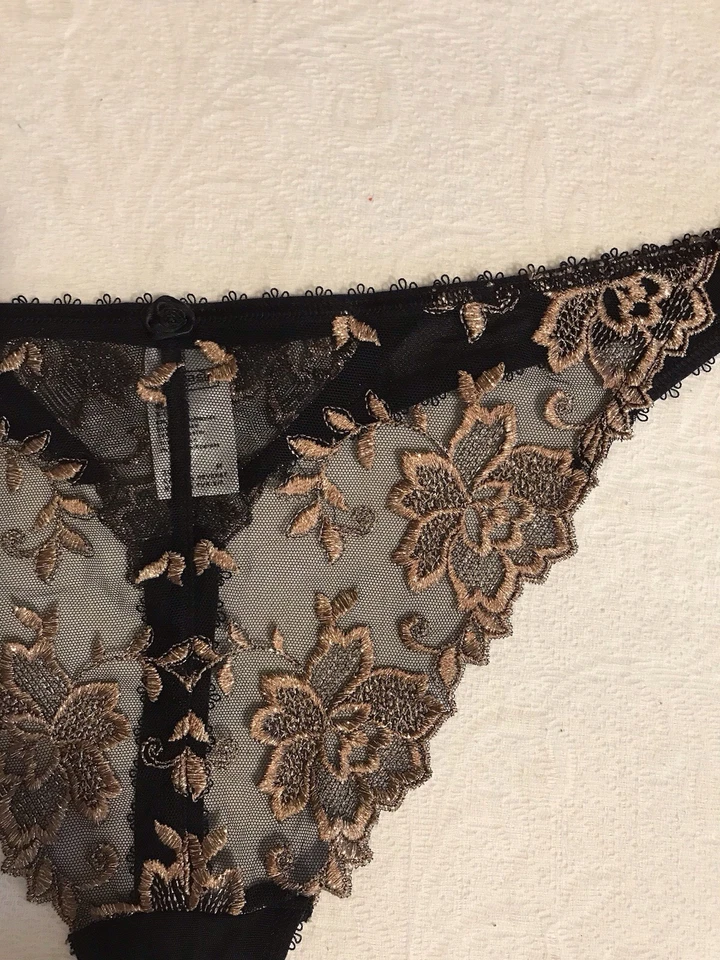 Fantasie Tanga Bragas Nuevas Sin Etiquetas Talla XL Negro Y Dorado Foto 2 de 4