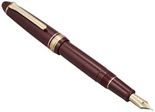 Sailor Fountain Pen Profit Casual Gold Trim Red Medium Point 11-0570-430 NEW