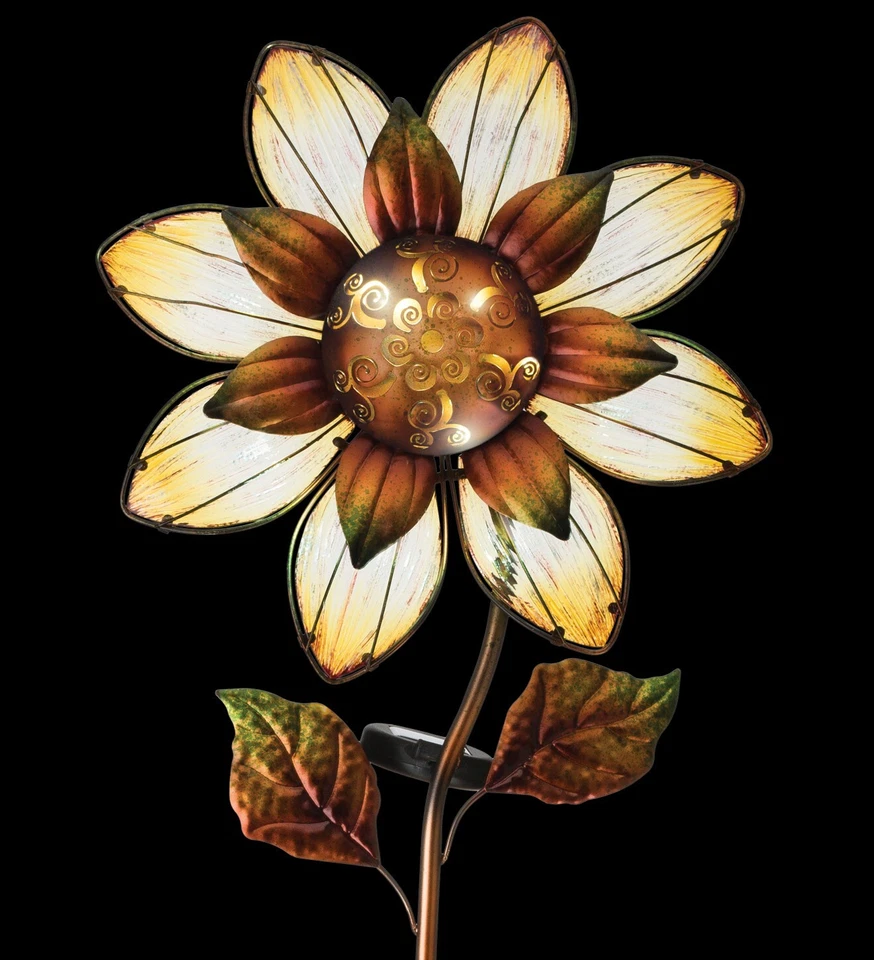 Giant Flower Solar Garden, Yard Stake 15.75"L x 6.5"W x 57"H NEW - Image 4 of 4