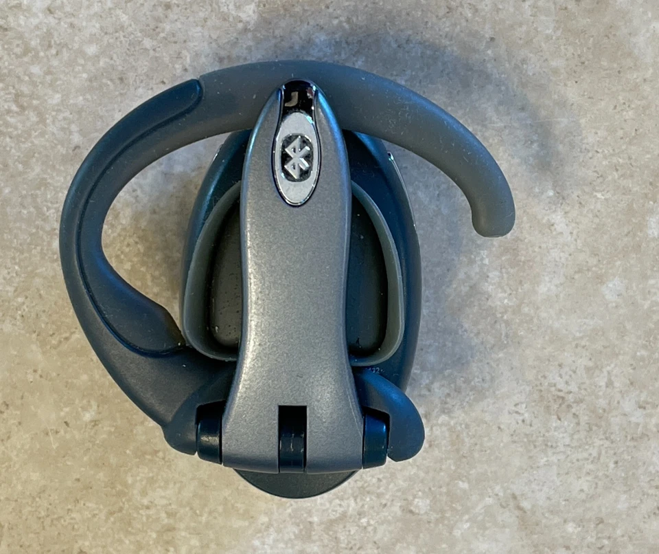 Motorola HS850 Gray Bluetooth Volume Control & Call System Ear-Hook Headset - Image 4 of 4